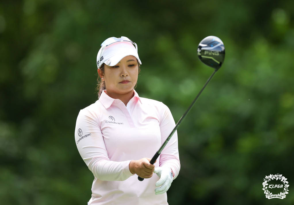 [쇼츠인터뷰] '시즌 베스트 라운드' <b>유서연</b> "센터 퍼터로 바꾼 것이 좋았...